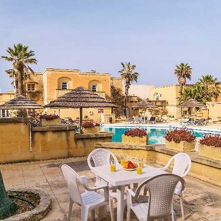 Tal Fanal Complex Apartment Għasri Екстериор снимка